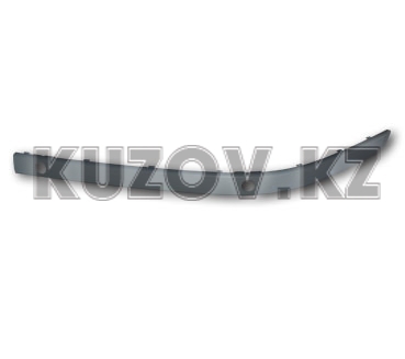 МОЛДИНГ ПЕРЕДНЕГО БАМПЕРА С ОТВ. ПОД ПАРКТРОНИКИ ЛЕВЫЙ '00-'03
